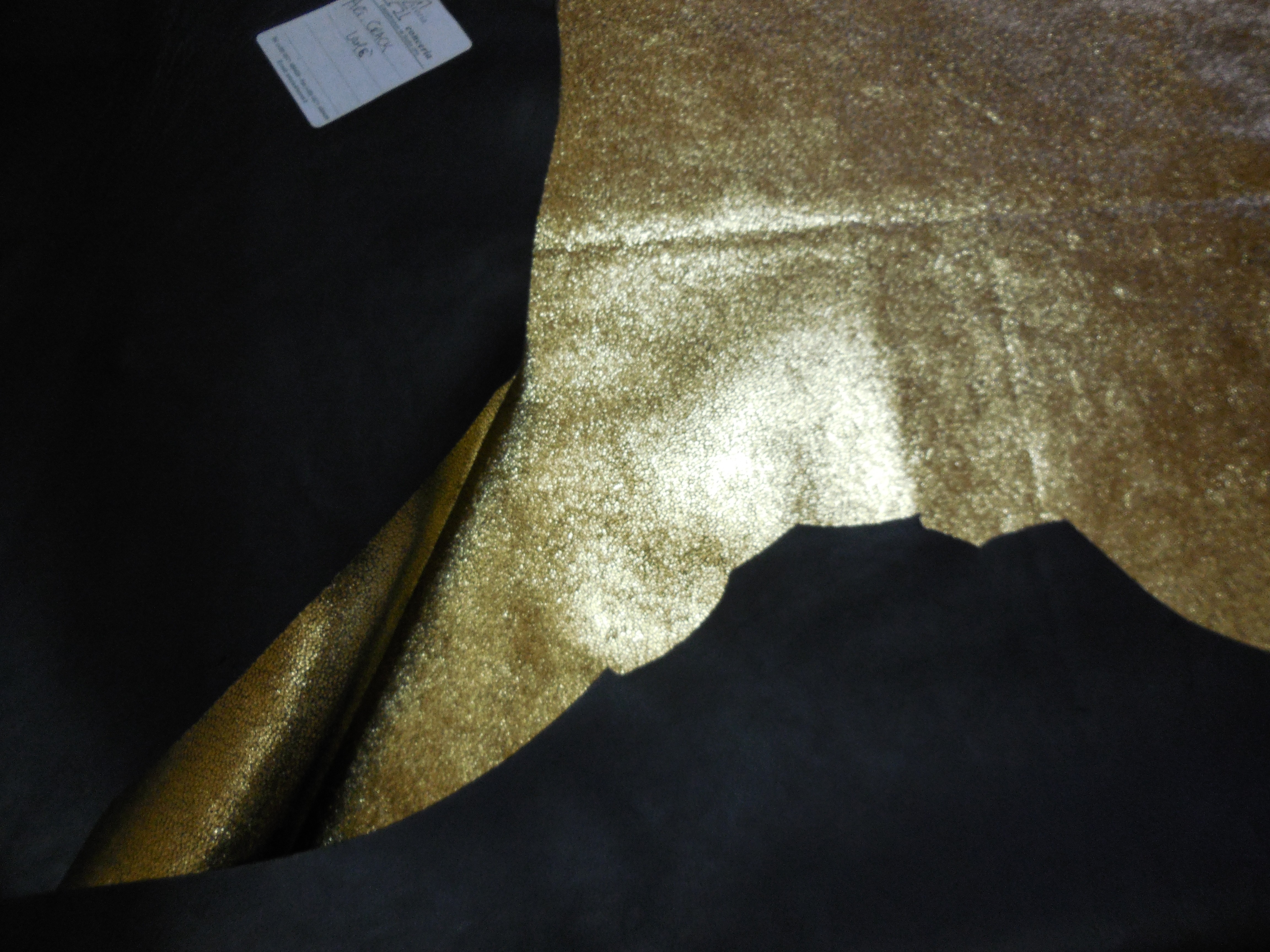 Ekskluzywna skóra naturalna złota z super połyskiem-skóra naturalna kaletnicza dwustronna-skóry naturalne w Leather-design.eu
