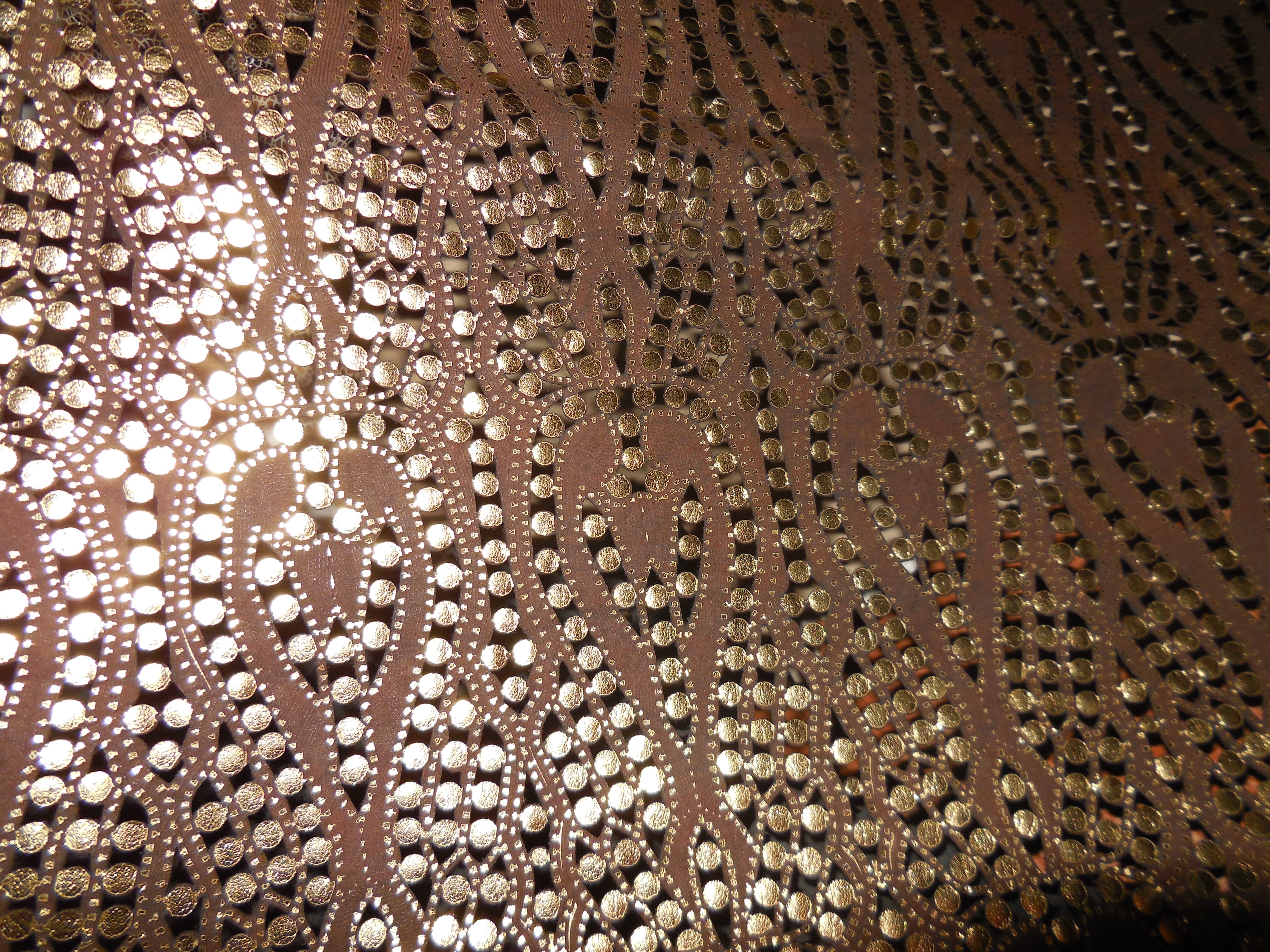 Skóra naturalna złota kaletnicza wzór - skory naturalne kaletnicze, skóry naturalna wycinana laserowo w Leather-design.eu 