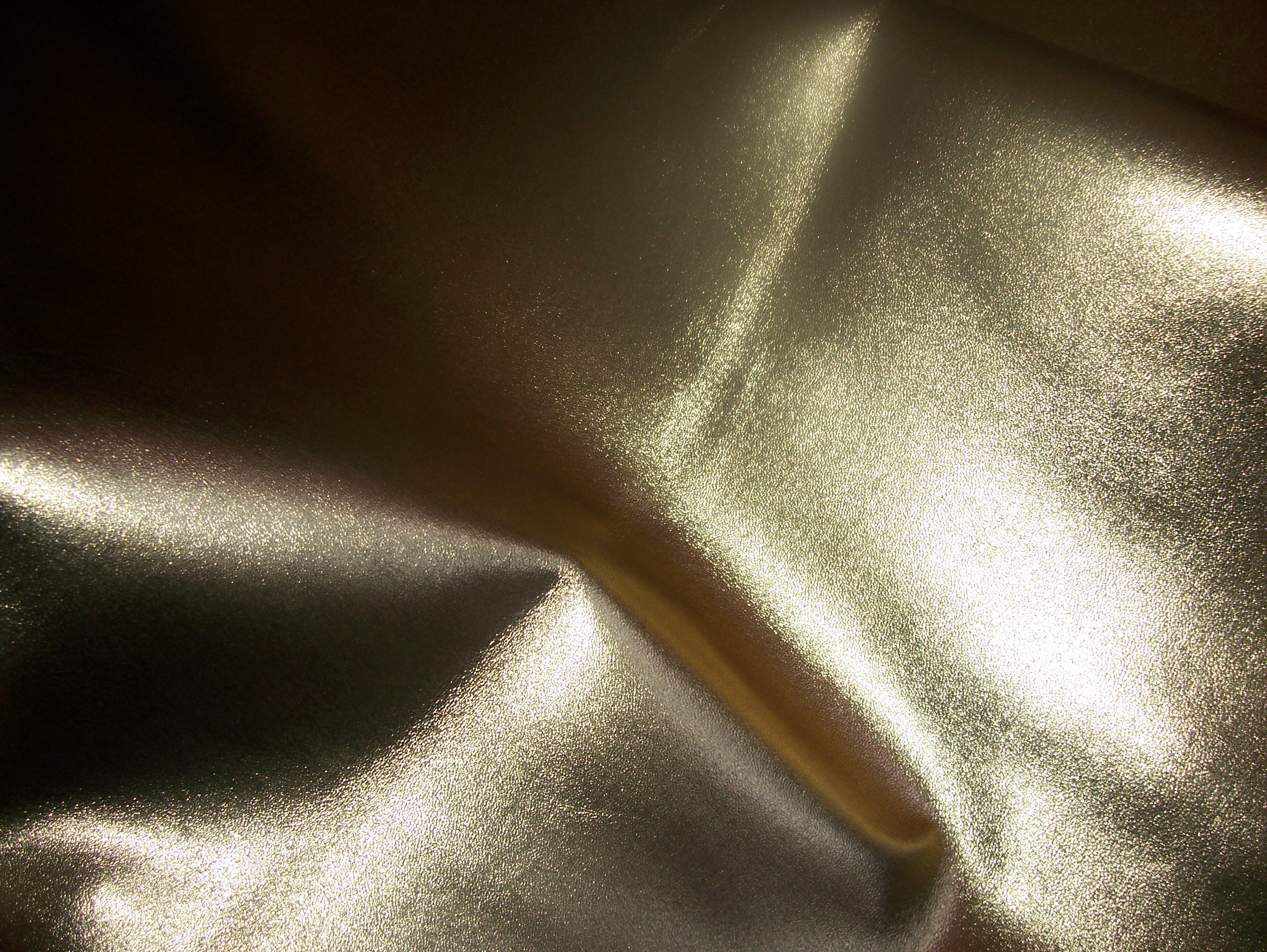 Skóra naturalna gładka kaletnicza złota-skory naturalne kaletnicze-skóra złota w Leather-design.eu